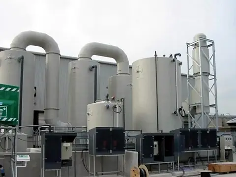 Wet scrubber gas treatment towers